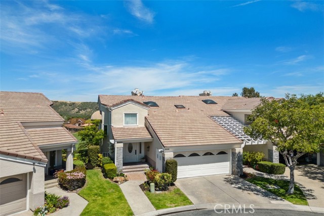 Detail Gallery Image 2 of 54 For 38551 Lochinvar Ct, Murrieta,  CA 92562 - 2 Beds | 2/1 Baths