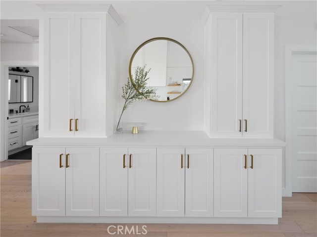 Detail Gallery Image 5 of 27 For 7413 Naylor, Los Angeles,  CA 90045 - 3 Beds | 2/1 Baths