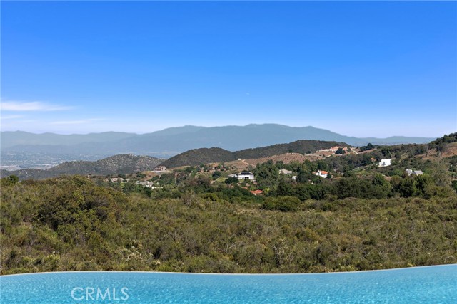 38150 Via Huerta, Murrieta CA: https://media.crmls.org/medias/b9ddc7af-1107-4261-84ac-a1aacff8ab1f.jpg