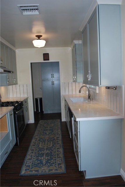 2498 Kellogg Park Dr, Pomona, CA 91768 photo 37