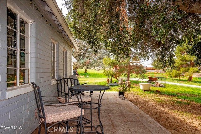 Detail Gallery Image 6 of 47 For 40115 87th, Leona Valley,  CA 93551 - 2 Beds | 1 Baths