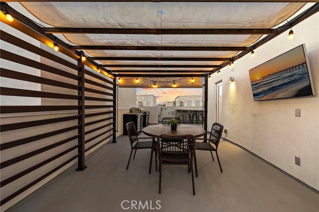 Detail Gallery Image 4 of 67 For 162 Placemark, Irvine,  CA 92614 - 3 Beds | 3/1 Baths