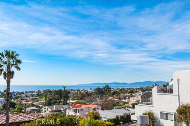 736 Gould Avenue, Hermosa Beach, California 90254, 2 Bedrooms Bedrooms, ,2 BathroomsBathrooms,Residential,Sold,Gould,SB17043140