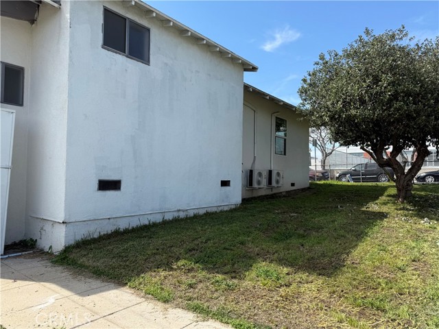 Detail Gallery Image 13 of 13 For 460 S Mott, Los Angeles,  CA 90033 - 2 Beds | 2 Baths