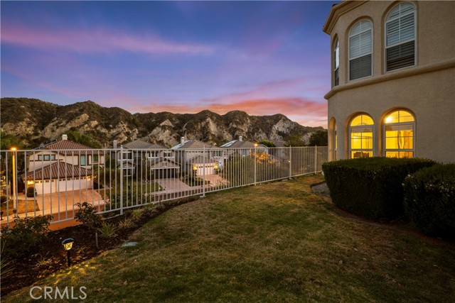 25518 Hemingway Avenue, Stevenson Ranch CA: https://media.crmls.org/medias/b9decb8a-0548-4058-9dce-708c18925717.jpg