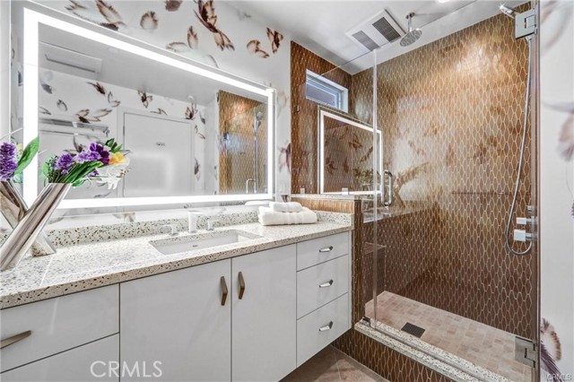 Detail Gallery Image 30 of 43 For 935 Hillcrest, Pasadena,  CA 91106 - 6 Beds | 7/1 Baths