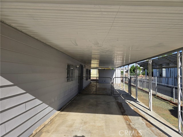 542 Castille Drive, Hemet CA: https://media.crmls.org/medias/b9deff43-319a-4ea0-b58f-684af11de725.jpg