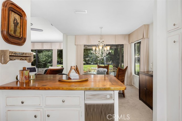 4119 Oak Island Lane, Fallbrook CA: https://media.crmls.org/medias/b9df859a-86f0-4c9a-814b-5891b3be2dad.jpg