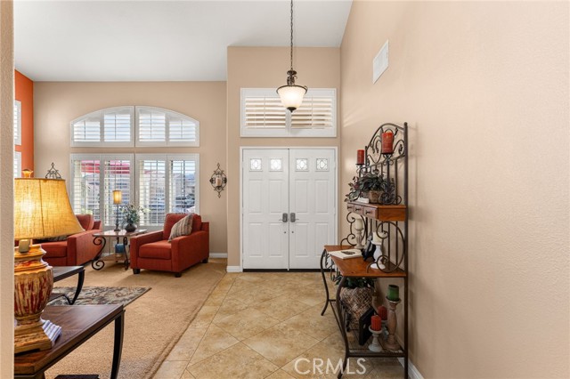 5601 Crestline Place, Rancho Cucamonga CA: https://media.crmls.org/medias/b9e00fed-af25-4dfa-99f1-e354e0a69735.jpg