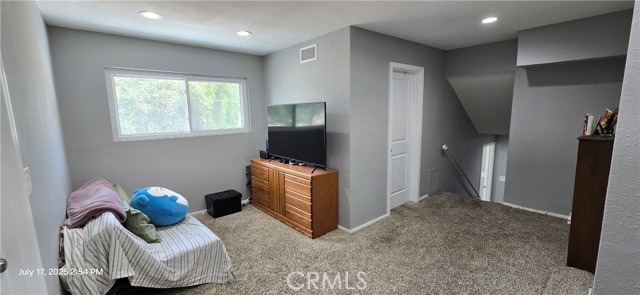 Detail Gallery Image 24 of 33 For 2051 Rancho Dr, Riverside,  CA 92507 - 4 Beds | 2/1 Baths
