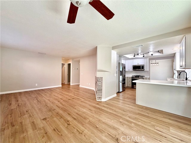 Detail Gallery Image 15 of 48 For 25211 Corte Sombrero, Murrieta,  CA 92563 - 4 Beds | 3 Baths