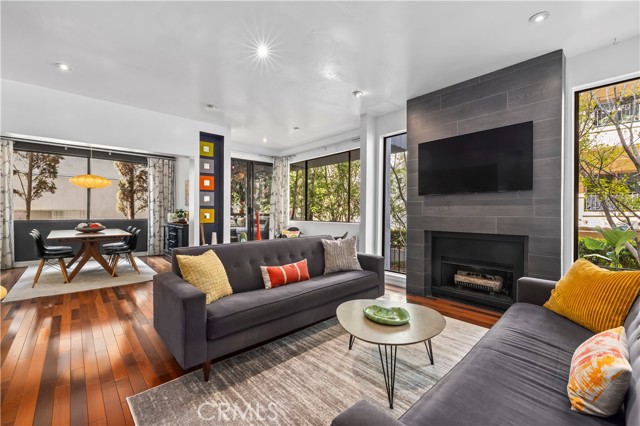 1830 Westholme Avenue, Los Angeles CA: https://media.crmls.org/medias/b9e1a457-4e61-41a1-a333-aa422f3eb213.jpg