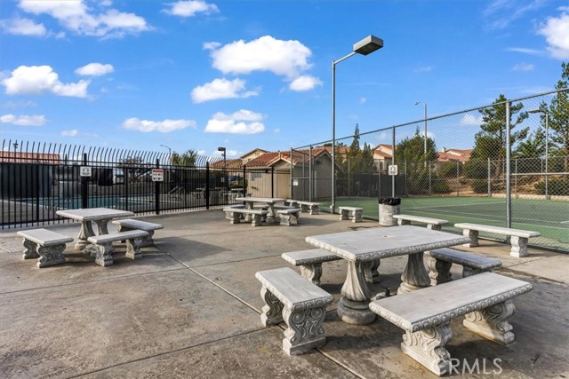 17628 Landis Drive, Victorville CA: https://media.crmls.org/medias/b9e1afa2-d5de-4724-9bfc-89691b31a43b.jpg