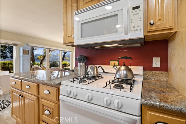 Detail Gallery Image 14 of 49 For 8910 Soda Bay Rd #B2,  Kelseyville,  CA 95451 - 2 Beds | 2 Baths