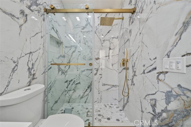 Detail Gallery Image 19 of 35 For 10801 1/2 Wescott Ave, Sunland,  CA 91040 - 2 Beds | 2 Baths