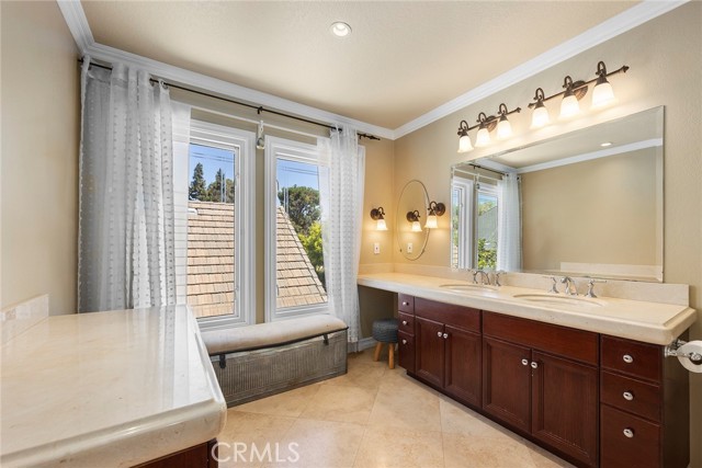 Detail Gallery Image 17 of 45 For 19225 Palm Vista, Yorba Linda,  CA 92886 - 5 Beds | 4/1 Baths