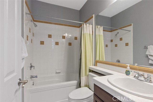 Detail Gallery Image 57 of 69 For 26406 Valley Oak Ln, Valencia,  CA 91381 - 5 Beds | 5/1 Baths