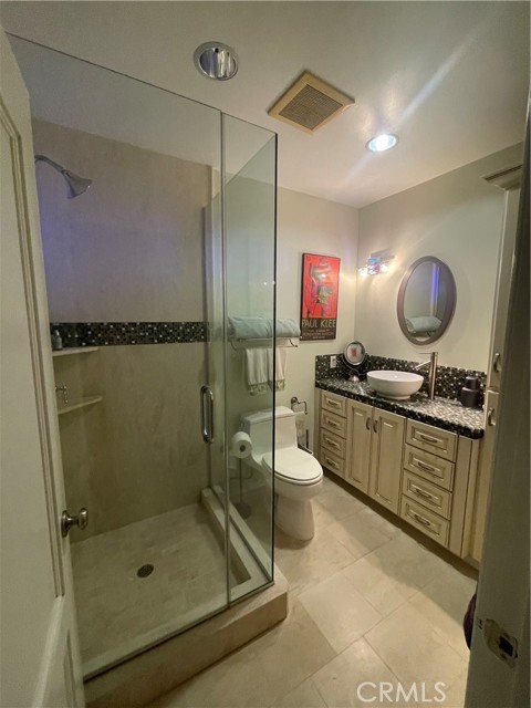Detail Gallery Image 23 of 27 For 16772 Knollwood Dr, Granada Hills,  CA 91344 - 4 Beds | 4/1 Baths