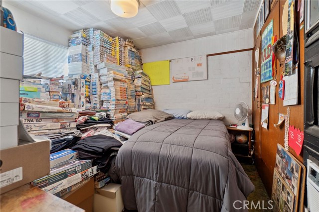 319 E Deodar Street, Ontario CA: https://media.crmls.org/medias/b9e4b60f-7925-4a13-a708-6867885d4191.jpg