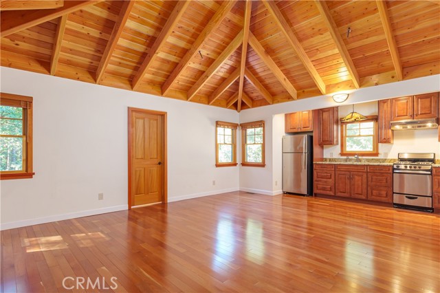 Detail Gallery Image 30 of 38 For 16 Meadow View Ln, San Geronimo,  CA 94963 - 3 Beds | 3/2 Baths