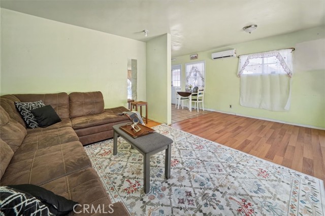 1311 Knox Street photo 10