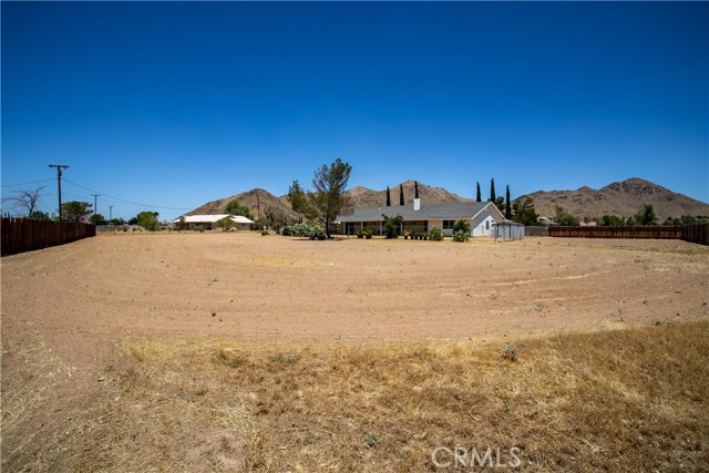 Detail Gallery Image 41 of 54 For 20081 Symeron Rd, Apple Valley,  CA 92307 - 3 Beds | 3 Baths