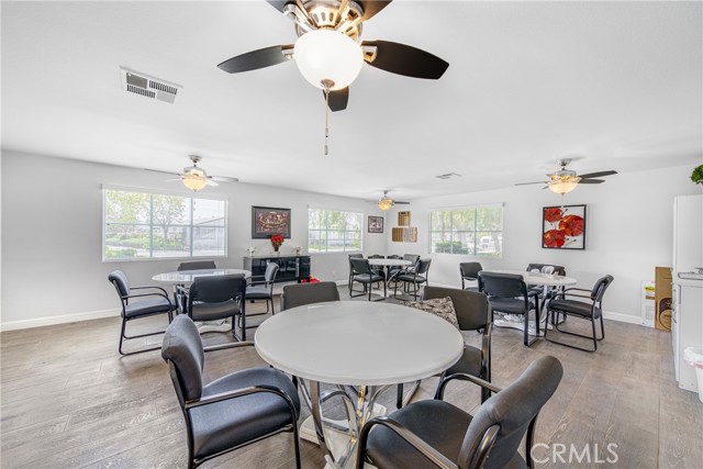 2150 Via Visalia, Santa Maria CA: https://media.crmls.org/medias/b9e63911-a742-4d42-a4ff-fb053cd75812.jpg
