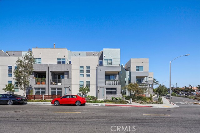 Detail Gallery Image 26 of 29 For 145 Mercer Way, Costa Mesa,  CA 92627 - 3 Beds | 3/1 Baths