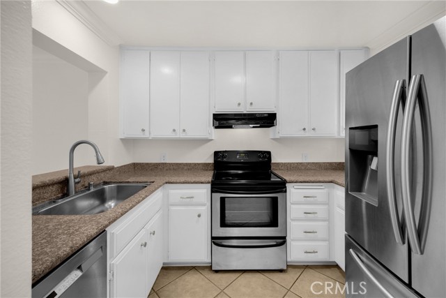 Detail Gallery Image 9 of 32 For 307 N Singingwood St #32,  Orange,  CA 92869 - 2 Beds | 1/1 Baths