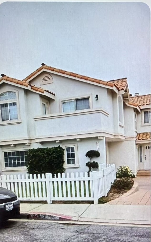 Front Image Thumbnail for CROC26026780