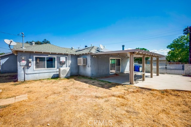 Detail Gallery Image 25 of 29 For 301 W Easton St, Rialto,  CA 92376 - 3 Beds | 2 Baths