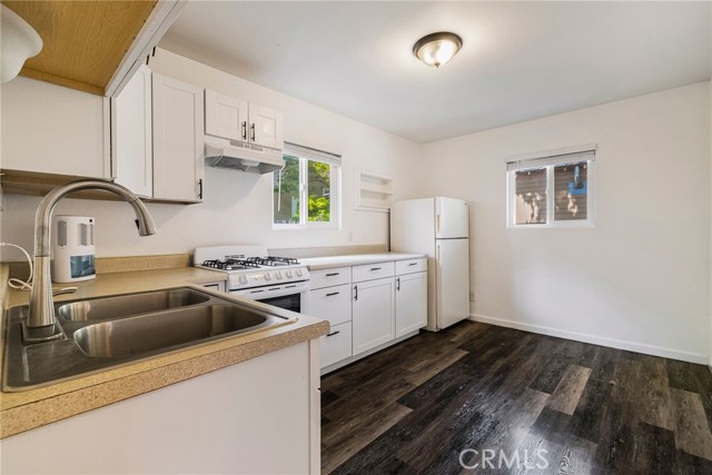 Detail Gallery Image 39 of 60 For 1617 Hemlock St, Chico,  CA 95928 - 4 Beds | 3 Baths