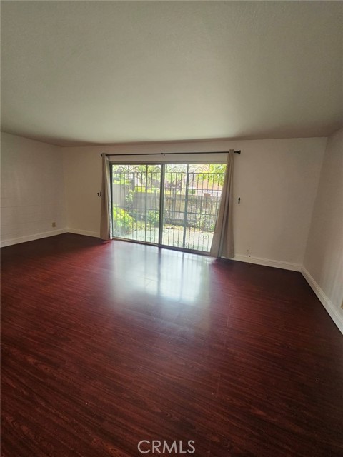 Detail Gallery Image 12 of 17 For 75 Western Shore Ln #1,  San Francisco,  CA 94115 - 2 Beds | 1 Baths