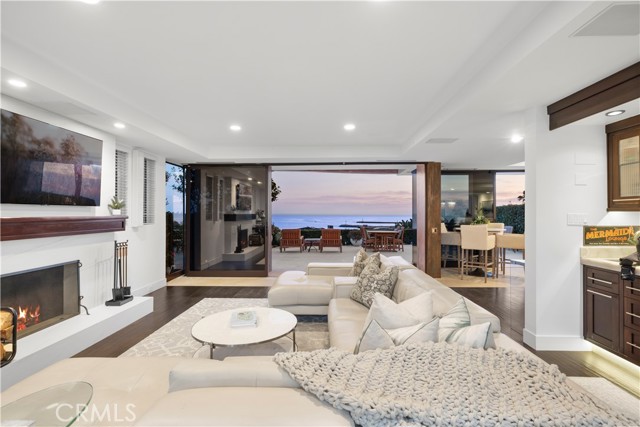 Detail Gallery Image 34 of 34 For 3308 Ocean Bld, Corona Del Mar,  CA 92625 - 5 Beds | 6/2 Baths