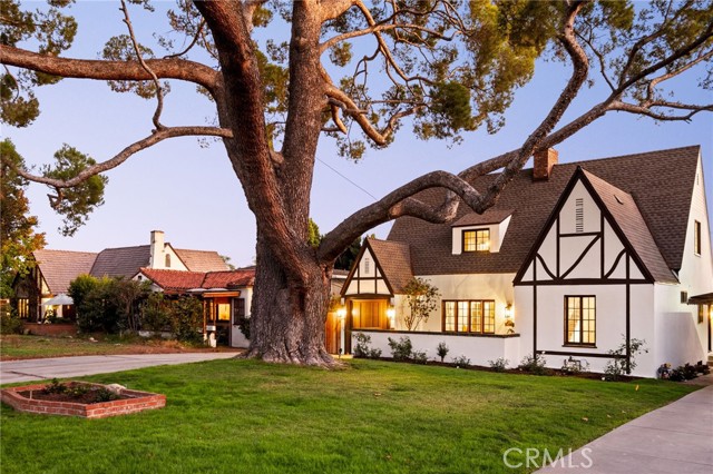 Detail Gallery Image 2 of 59 For 1578 Morada Pl, Altadena,  CA 91001 - 4 Beds | 3 Baths