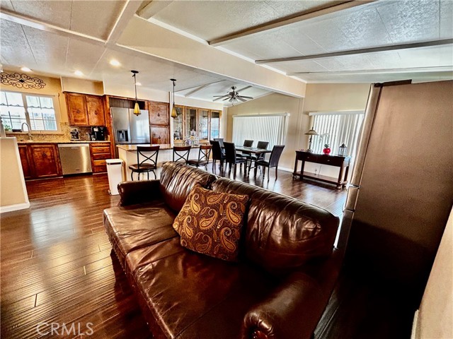 Detail Gallery Image 11 of 18 For 2205 W Acacia Ave #188,  Hemet,  CA 92545 - 2 Beds | 2 Baths