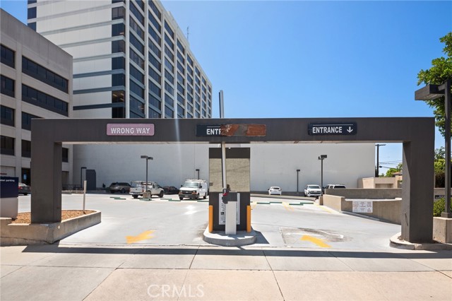 Image 6 of 14 For 16601 Ventura Boulevard