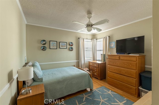 931 5th Street, Hermosa Beach, California 90254, 6 Bedrooms Bedrooms, ,2 BathroomsBathrooms,Residential,Sold,5th,SB22187324