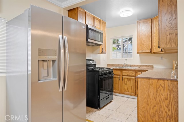 Detail Gallery Image 8 of 18 For 5332 Buchanan #1/2,  Los Angeles,  CA 90042 - 2 Beds | 1 Baths