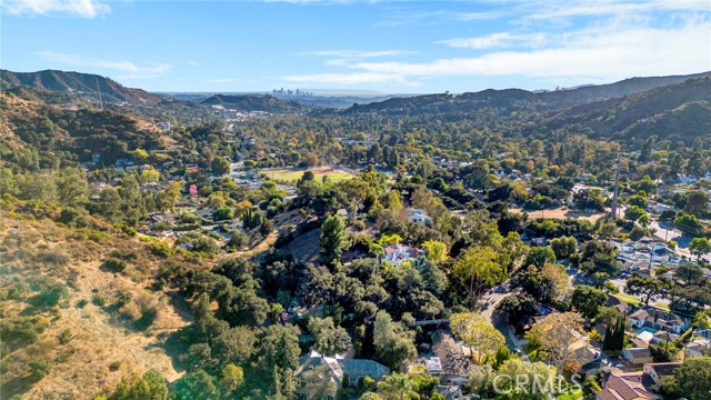 Detail Gallery Image 35 of 35 For 1919 Bayberry Dr, Glendale,  CA 91208 - 4 Beds | 3 Baths