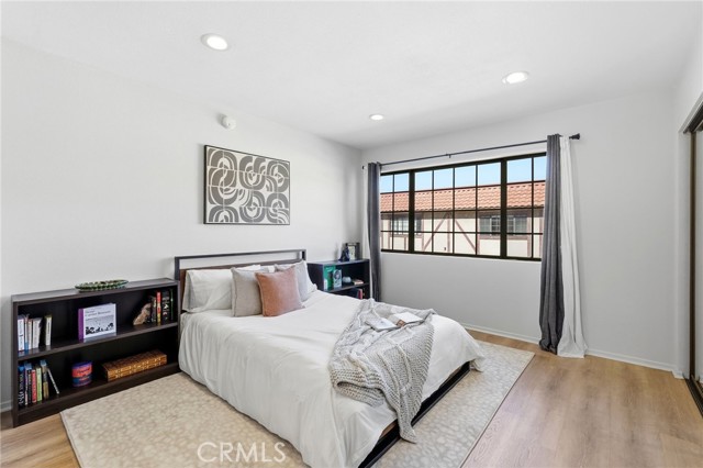 Detail Gallery Image 37 of 58 For 11127 La Maida #9,  North Hollywood,  CA 91601 - 3 Beds | 2/1 Baths