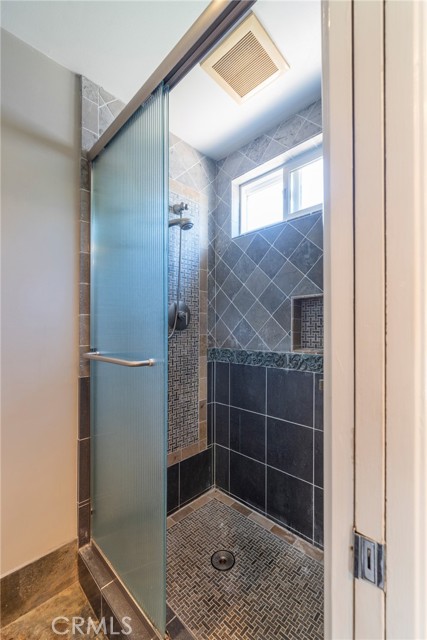 Detail Gallery Image 34 of 66 For 712 Aleppo, Newport Beach,  CA 92660 - 3 Beds | 2 Baths