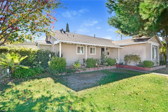 Detail Gallery Image 1 of 20 For 1630 E Sycamore St, Anaheim,  CA 92805 - 4 Beds | 2/1 Baths