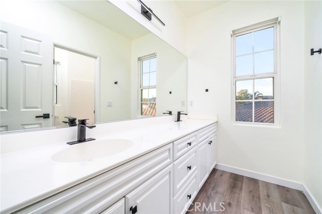 Detail Gallery Image 22 of 52 For 10972 White Oak Ln, Fontana,  CA 92337 - 5 Beds | 3 Baths