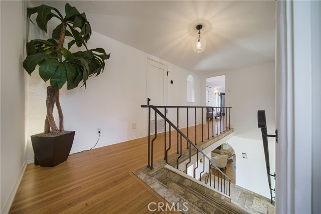 Detail Gallery Image 39 of 63 For 516 E Stocker St, Glendale,  CA 91207 - 4 Beds | 3 Baths