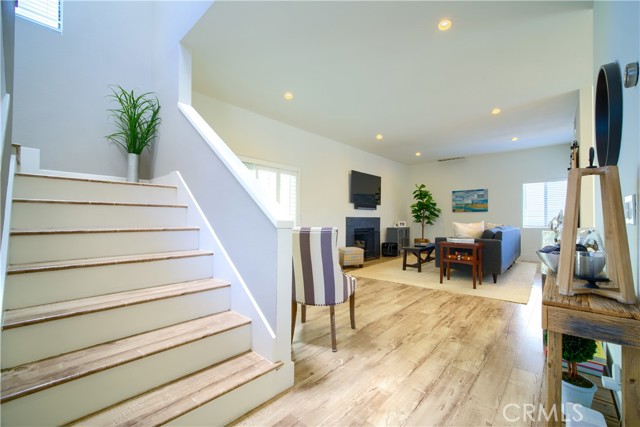 1919 Carnegie, Redondo Beach, California 90278, 2 Bedrooms Bedrooms, ,2 BathroomsBathrooms,Residential,For Sale,Carnegie,SB26075625