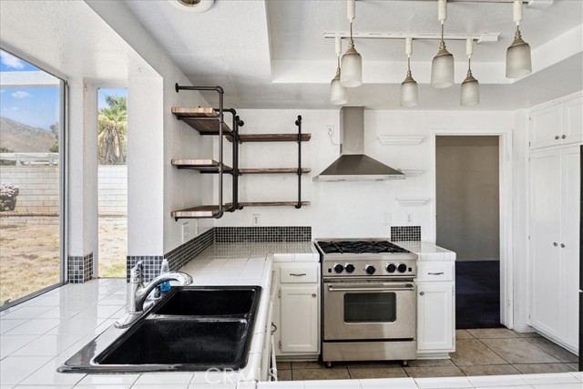 7524 Sunny Ridge, Highland CA: https://media.crmls.org/medias/b9f28f77-e355-4fea-a8d1-94372a93558d.jpg