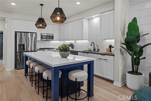 Detail Gallery Image 5 of 19 For 1936 W Sycamore Dr, Compton,  CA 90220 - 3 Beds | 3/1 Baths