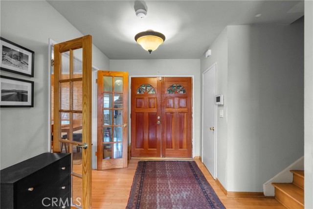 11821 Balboa, Granada Hills CA: https://media.crmls.org/medias/b9f4f960-aecf-4b66-881f-f52c54e42b03.jpg