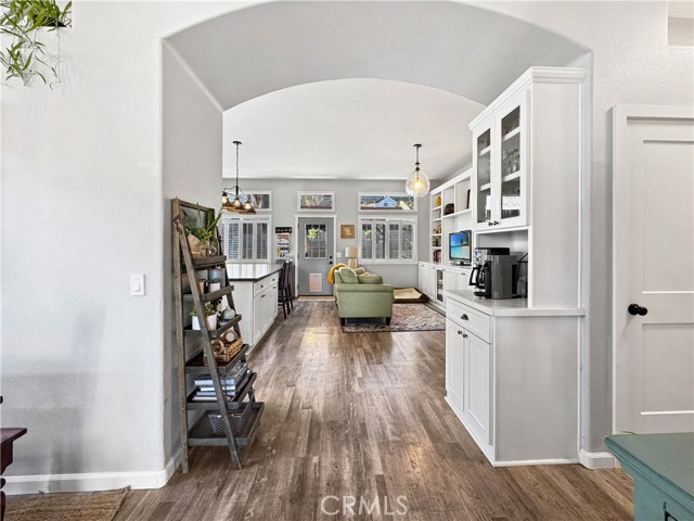 Detail Gallery Image 6 of 24 For 39620 Bonaire, Murrieta,  CA 92563 - 5 Beds | 2 Baths